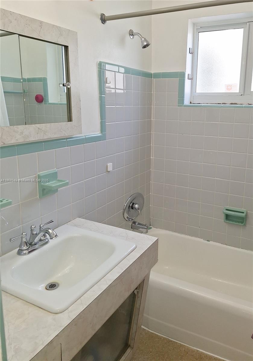 MIRAMAR SEC 6 - Residential