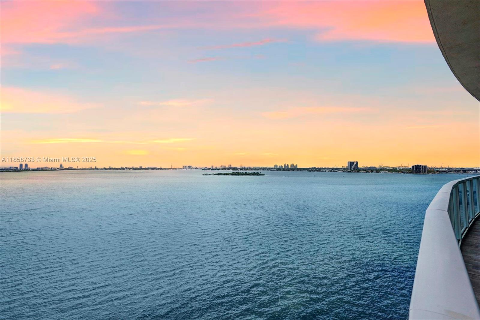 Breathtaking bay views from this unicorn 2BR/2.5BA, most sought unit at Onyx on the Bay! The only split-floorplan with both bedrooms facing the water! Floor-to-ceiling windows, 12ft ceilings, the highest in the building. Perfect for dog owners, on same floor as a completely remodeled dog walk, so you never have to take the elevator to walk your pup. Modern kitchen with stainless steel appliances and in-unit washer/dryer. Resort amenities: infinity-edge pool, spa, steam/sauna, 3,000 sf fitness center, BBQ, billiards, concierge & valet. Boutique luxury with only 118 residences. Steps to baywalk, Margaret Pace Park, Whole Foods, and soon Equinox. Minutes to Brickell, South Beach & airport. Close to arts, dining & shopping in Midtown/Wynwood. Exclusive waterfront living with unmatched privacy
