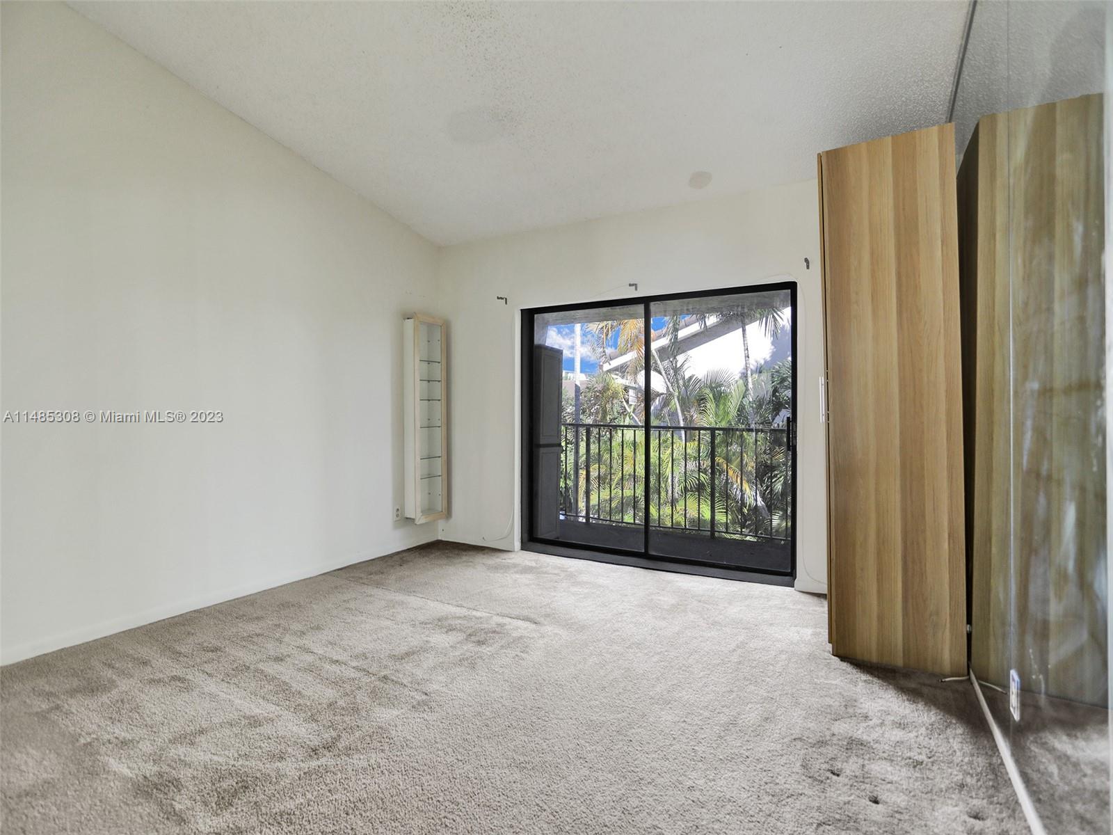 LAKEVIEW TOWNHOUSES CONDO - Residential