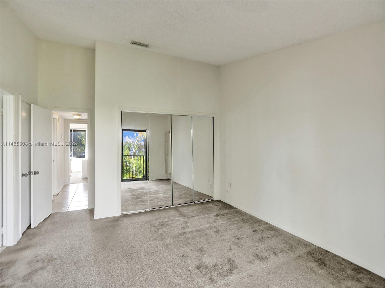 LAKEVIEW TOWNHOUSES CONDO - Residential