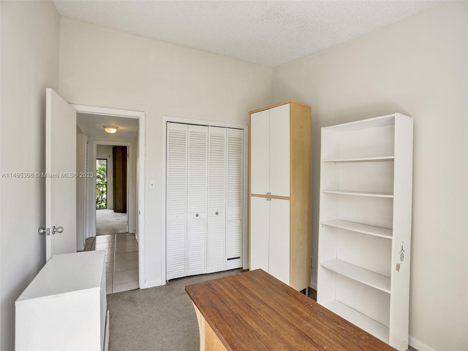 LAKEVIEW TOWNHOUSES CONDO - Residential