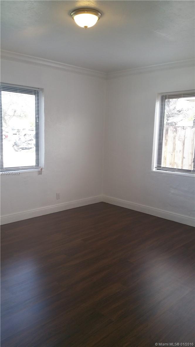 Hollywood Little Ranches - Residential