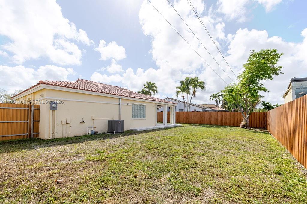 POINCIANA POINTE PHASE 1 - Residential