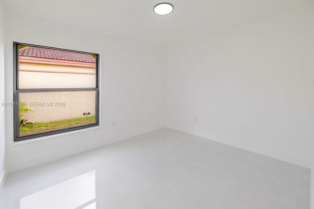 POINCIANA POINTE PHASE 1 - Residential