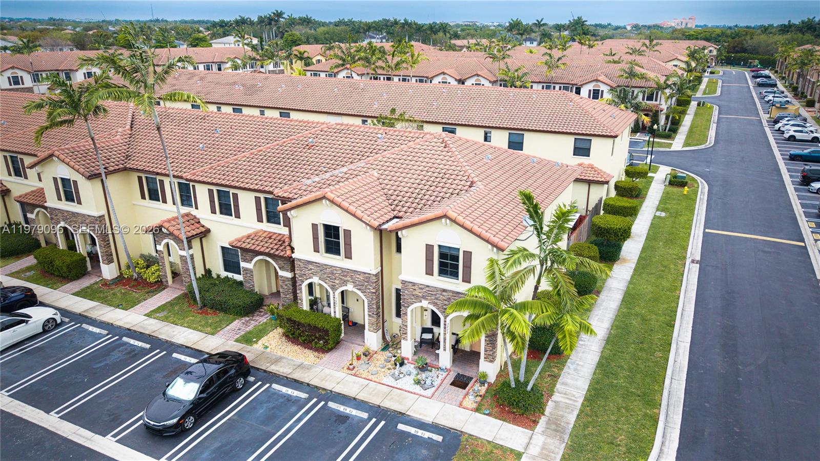 MARTINIQUE AT OASIS REPLAT - Residential