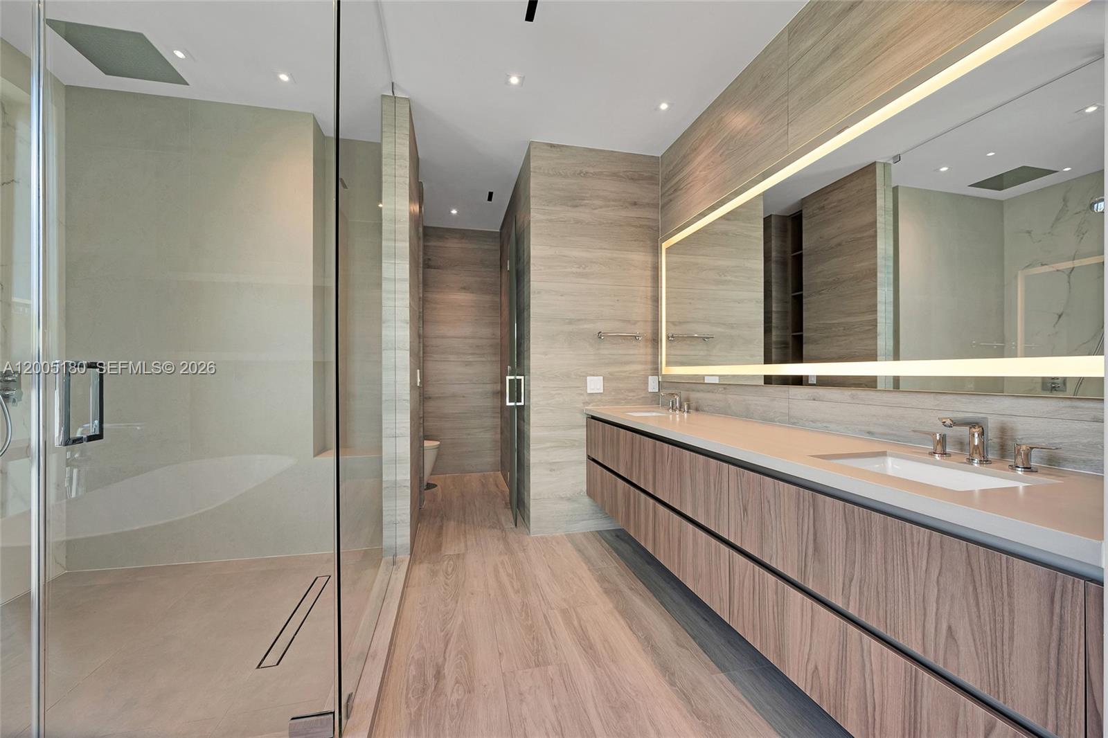 HOLLEMAN PARK - Residential