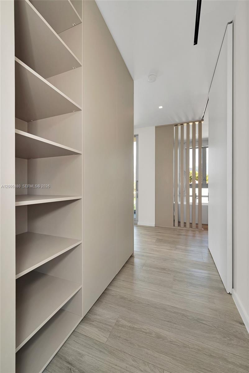 HOLLEMAN PARK - Residential