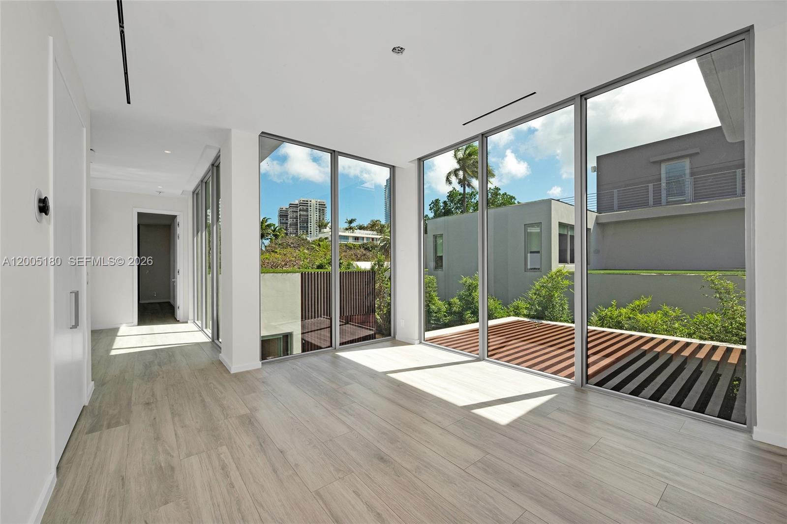 HOLLEMAN PARK - Residential