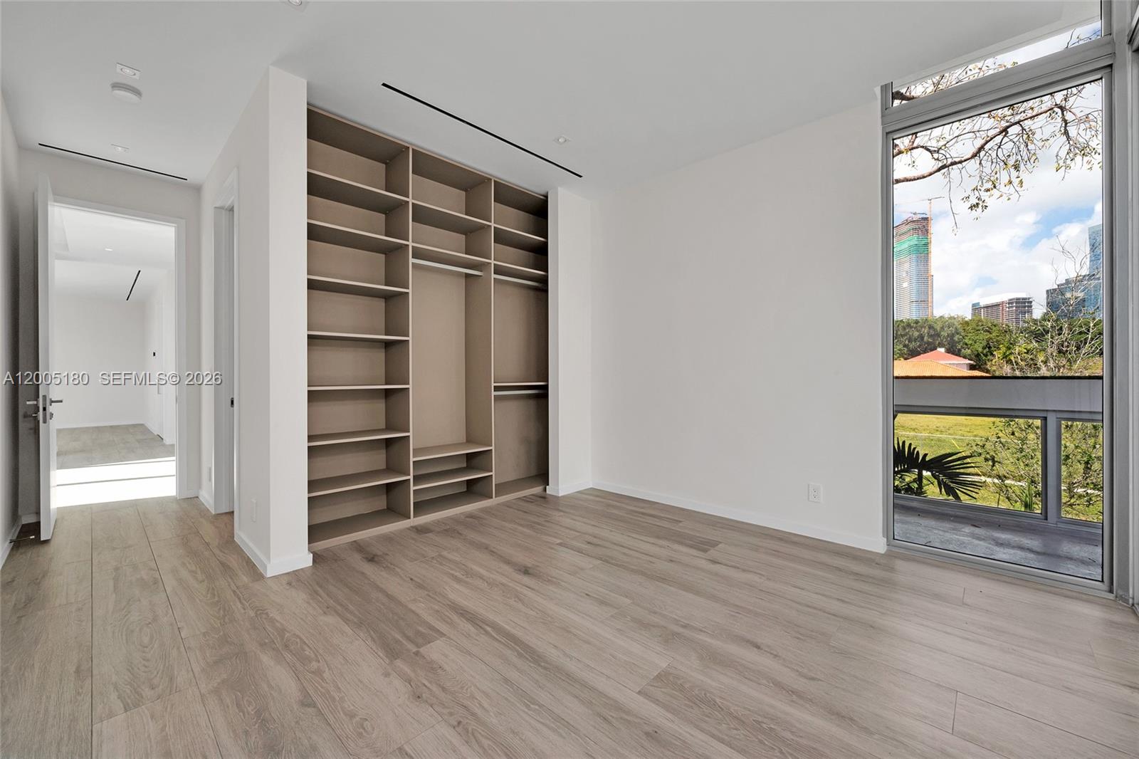 HOLLEMAN PARK - Residential