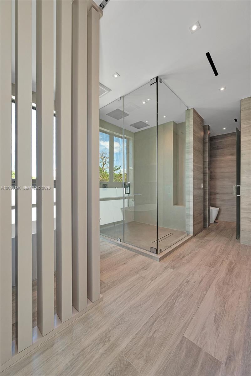 HOLLEMAN PARK - Residential