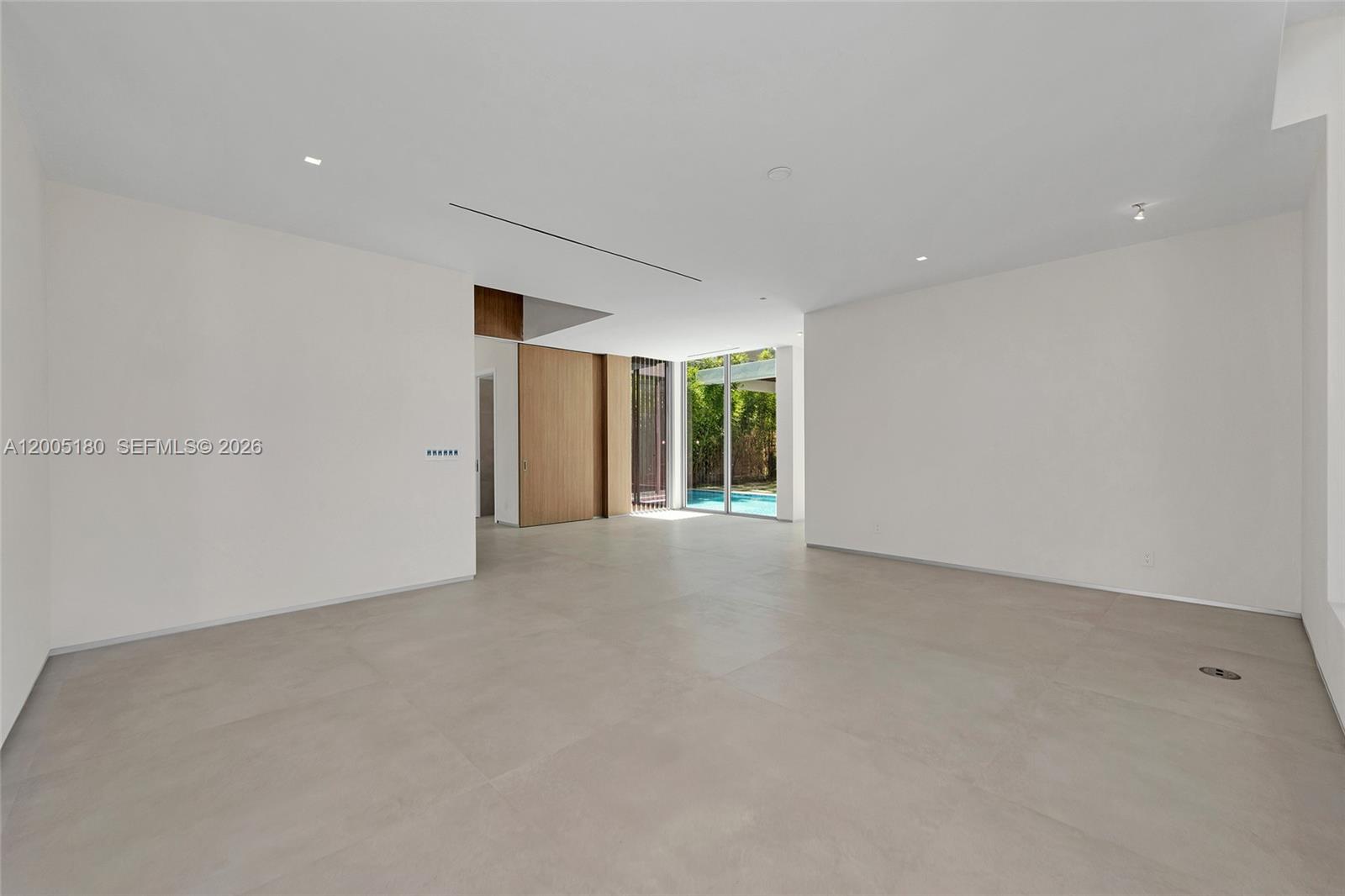 HOLLEMAN PARK - Residential