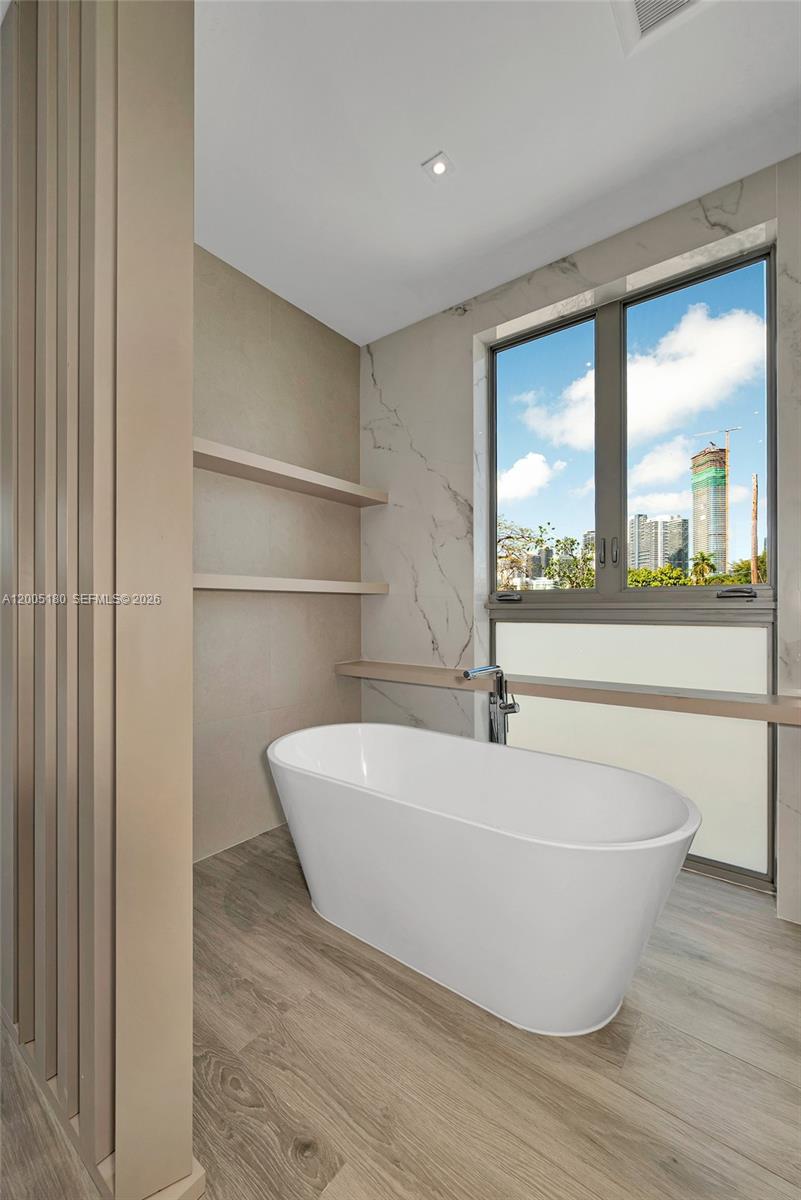 HOLLEMAN PARK - Residential