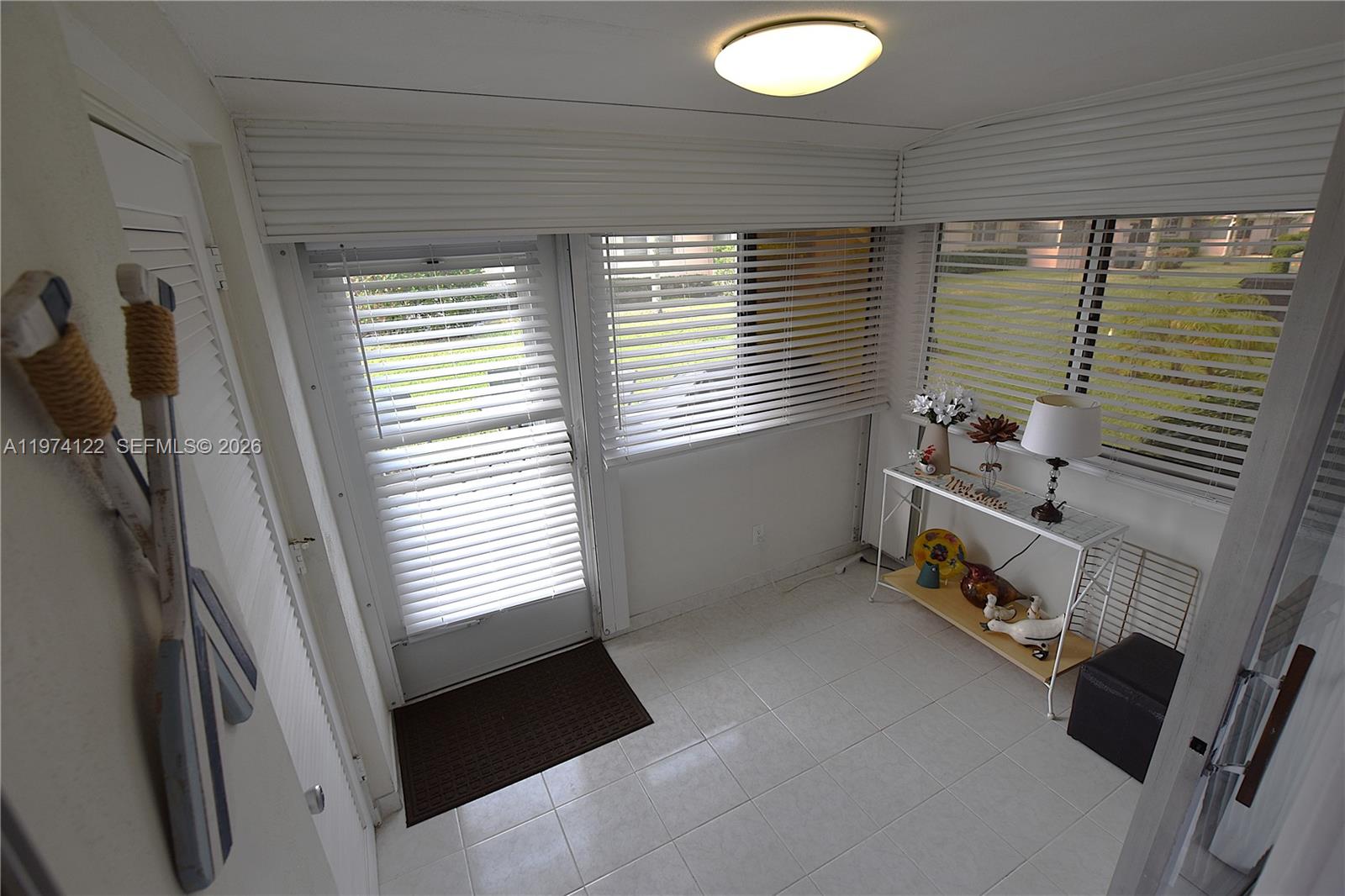 CRESTHAVEN VILLAS CONDO 2 - Residential