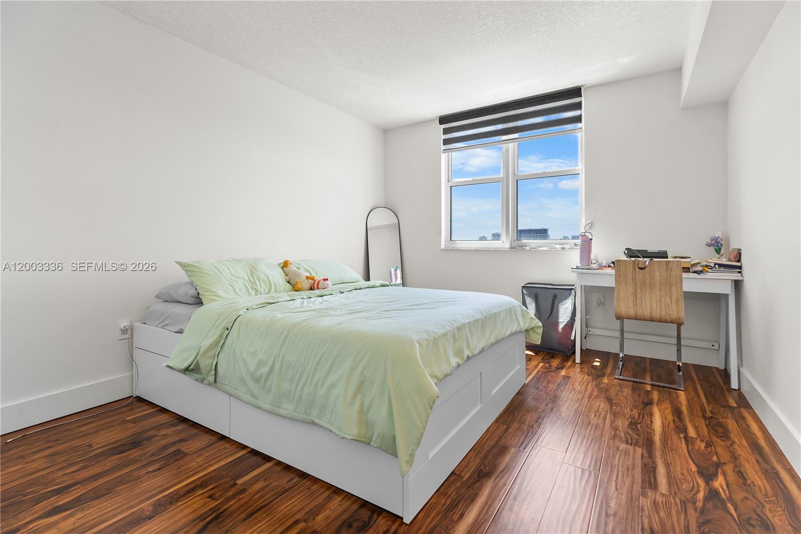 THE ASTON CONDO - Residential