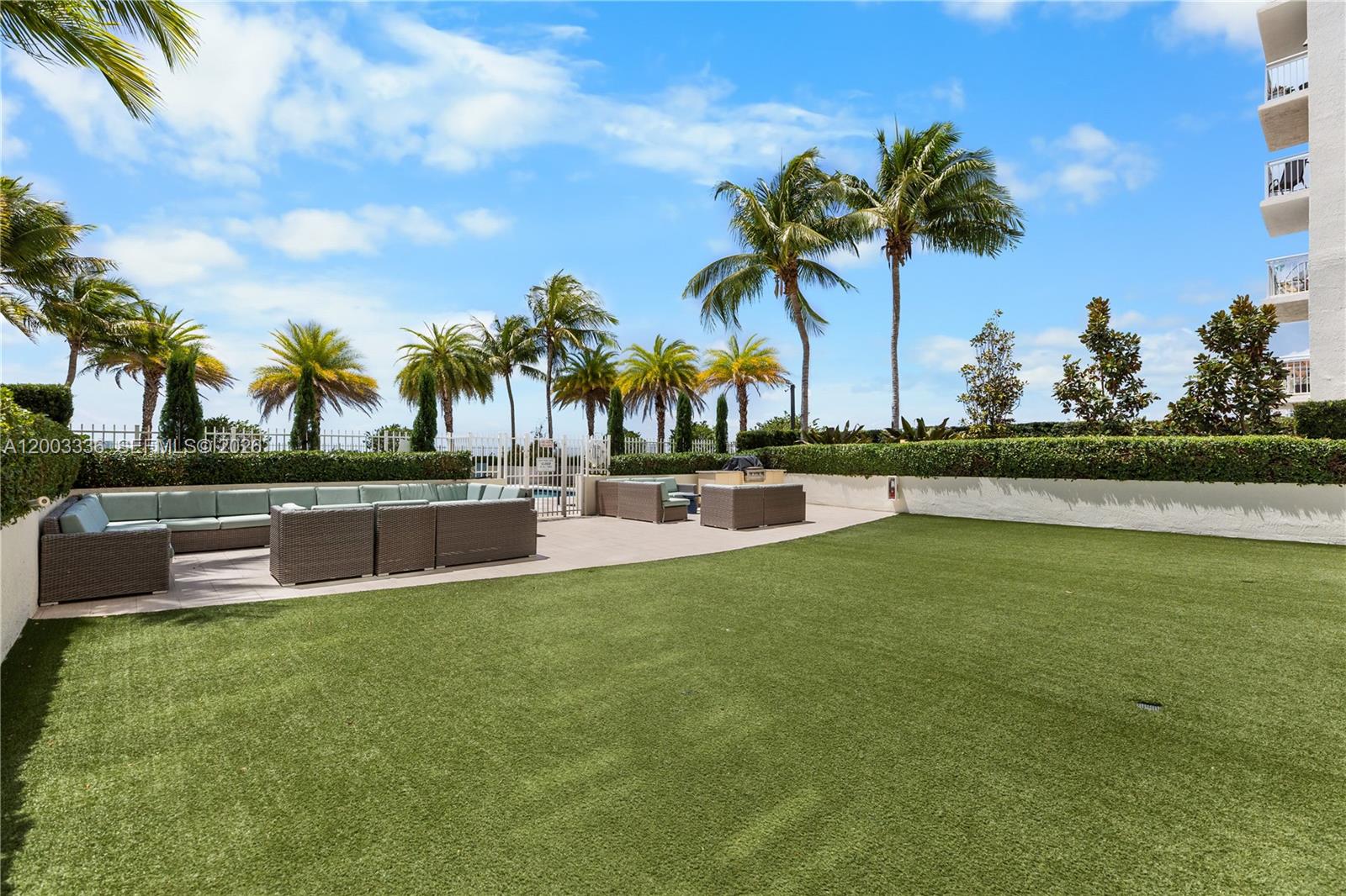 THE ASTON CONDO - Residential