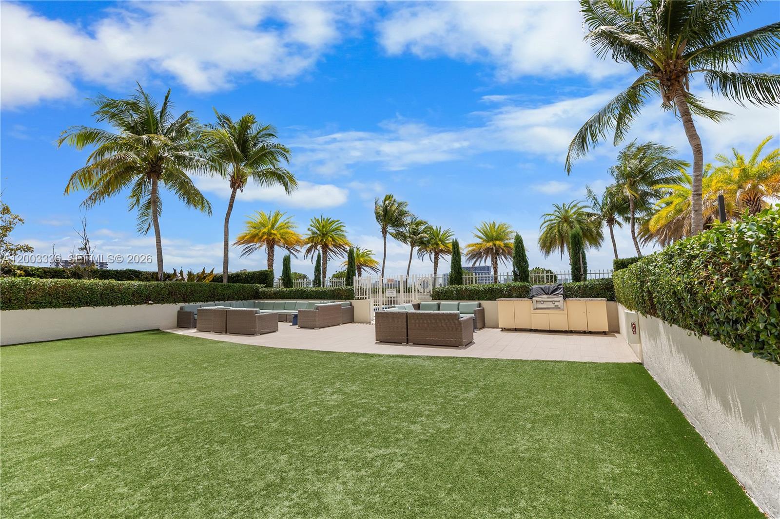 THE ASTON CONDO - Residential