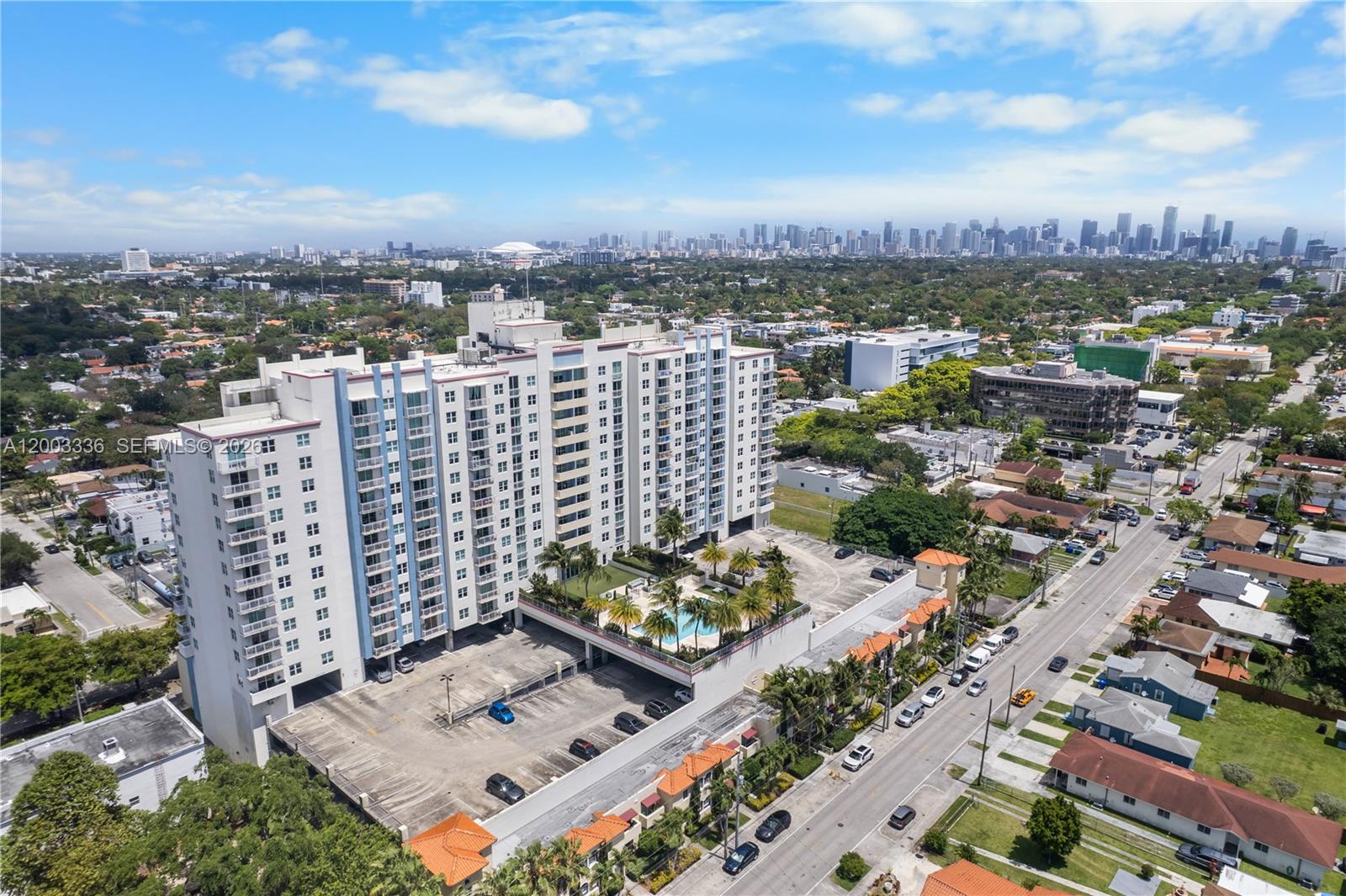 THE ASTON CONDO - Residential