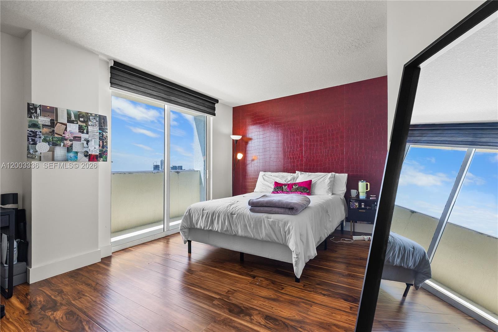 THE ASTON CONDO - Residential