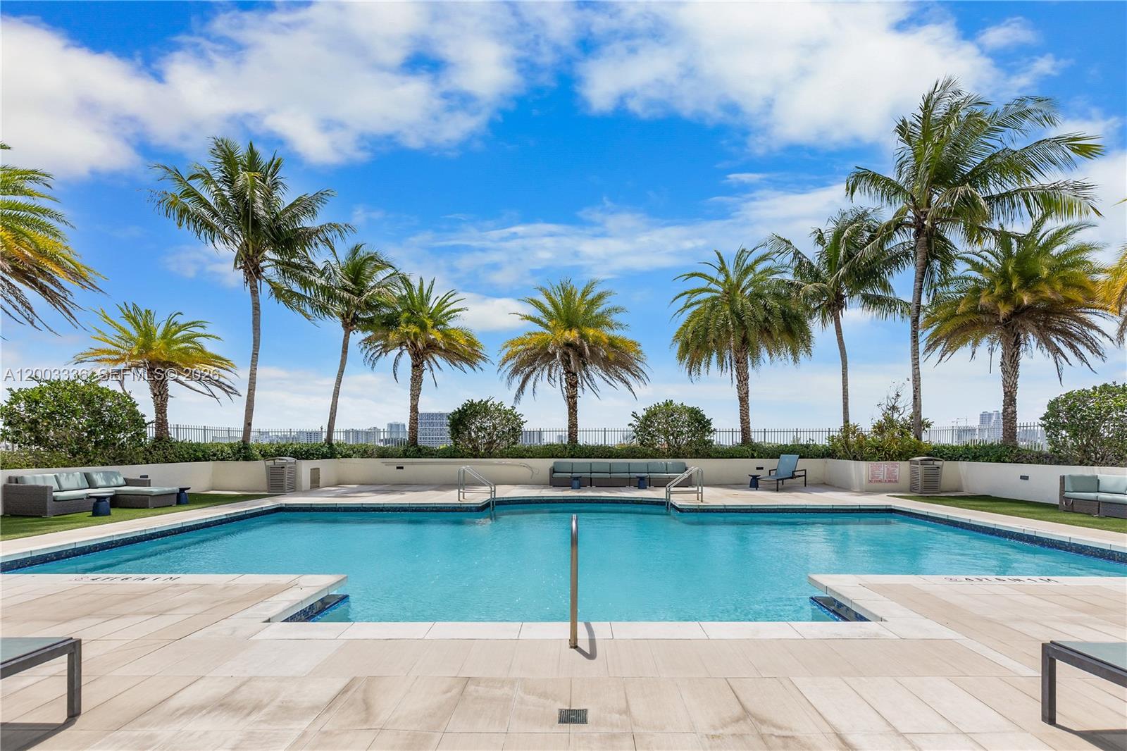 THE ASTON CONDO - Residential