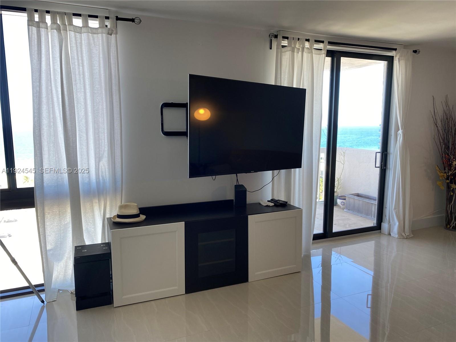 ALLINGTON TOWERS NORTH CO - Residential Lease