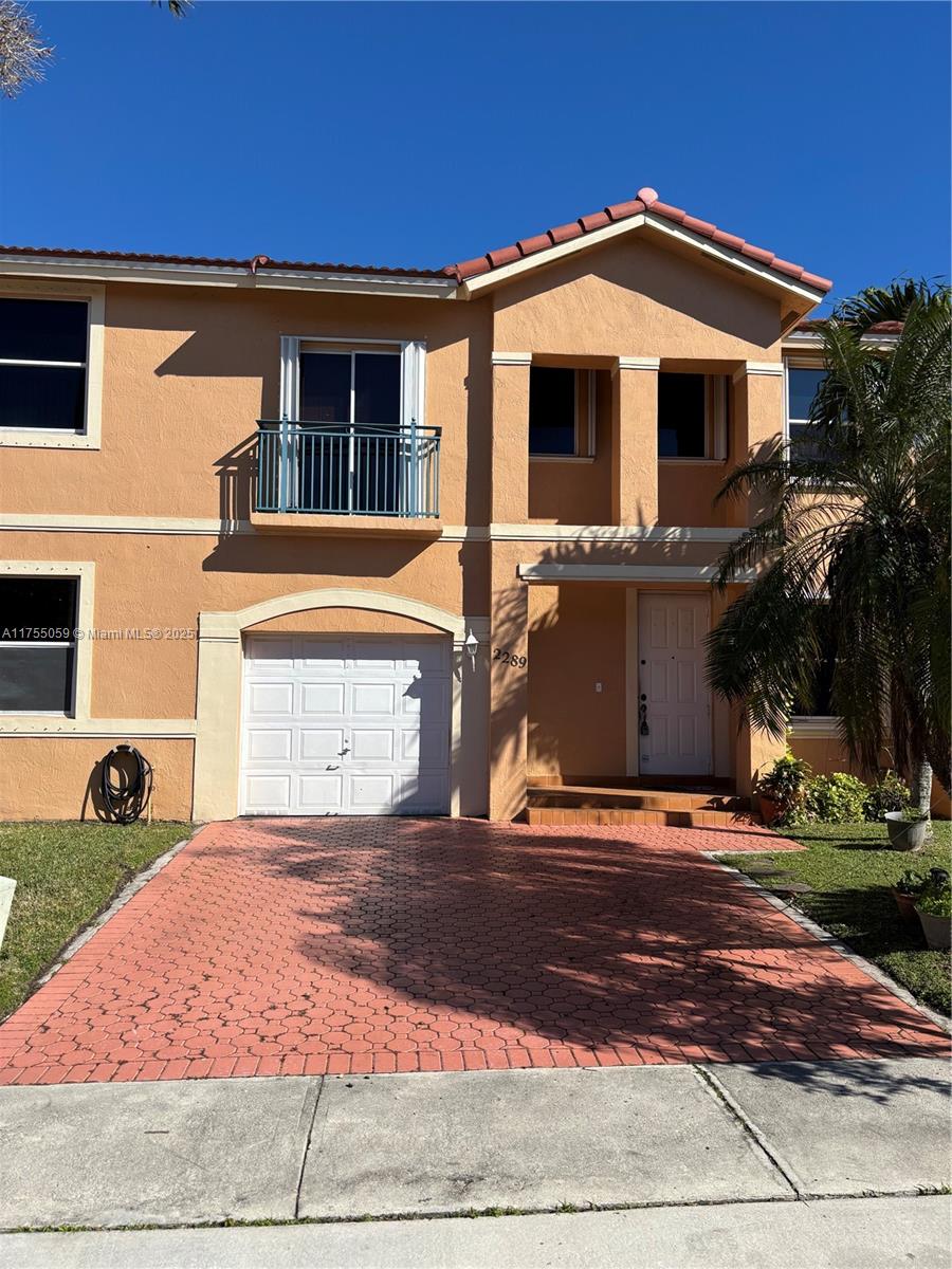 Rental Property at 2289 Nw 161st Ter 8, Pembroke Pines, Miami-Dade County, Florida - Bedrooms: 4 
Bathrooms: 2  - $3,500 MO.