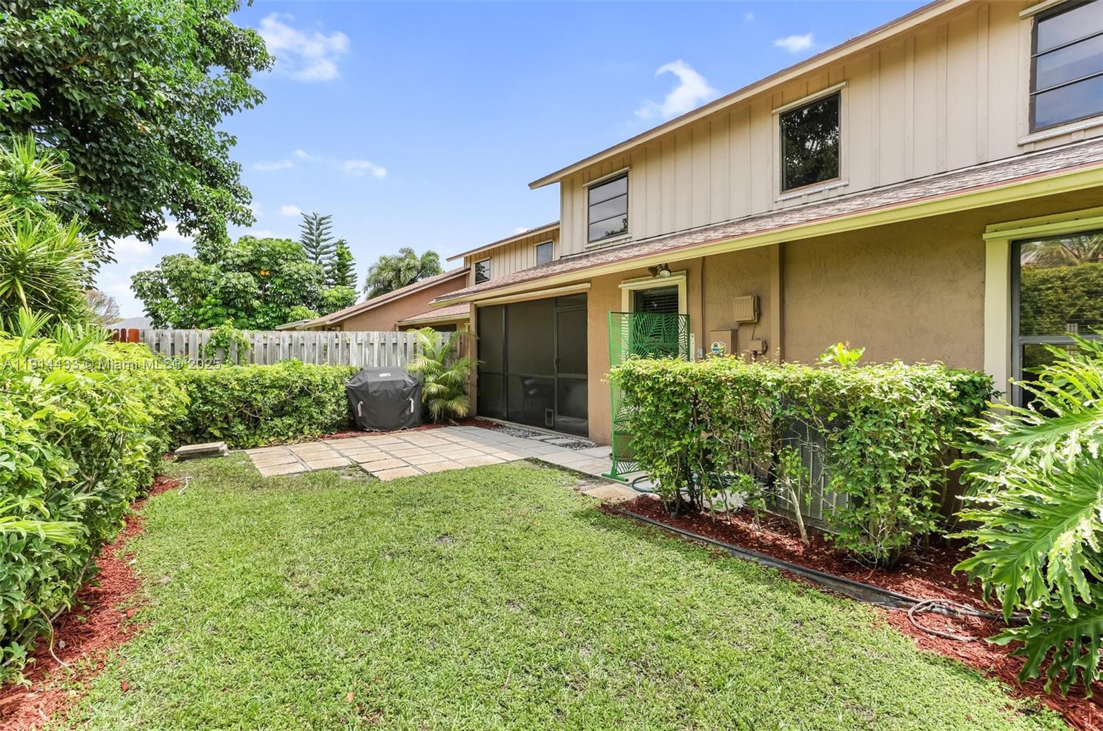 PARK PLACE OF WELLINGTON - Residential