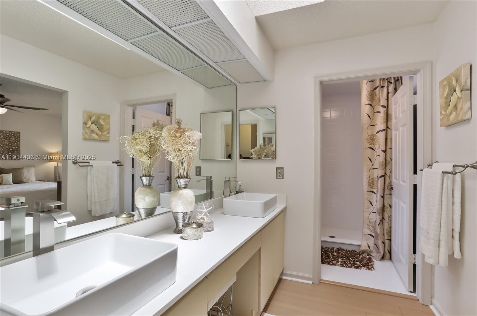 PARK PLACE OF WELLINGTON - Residential