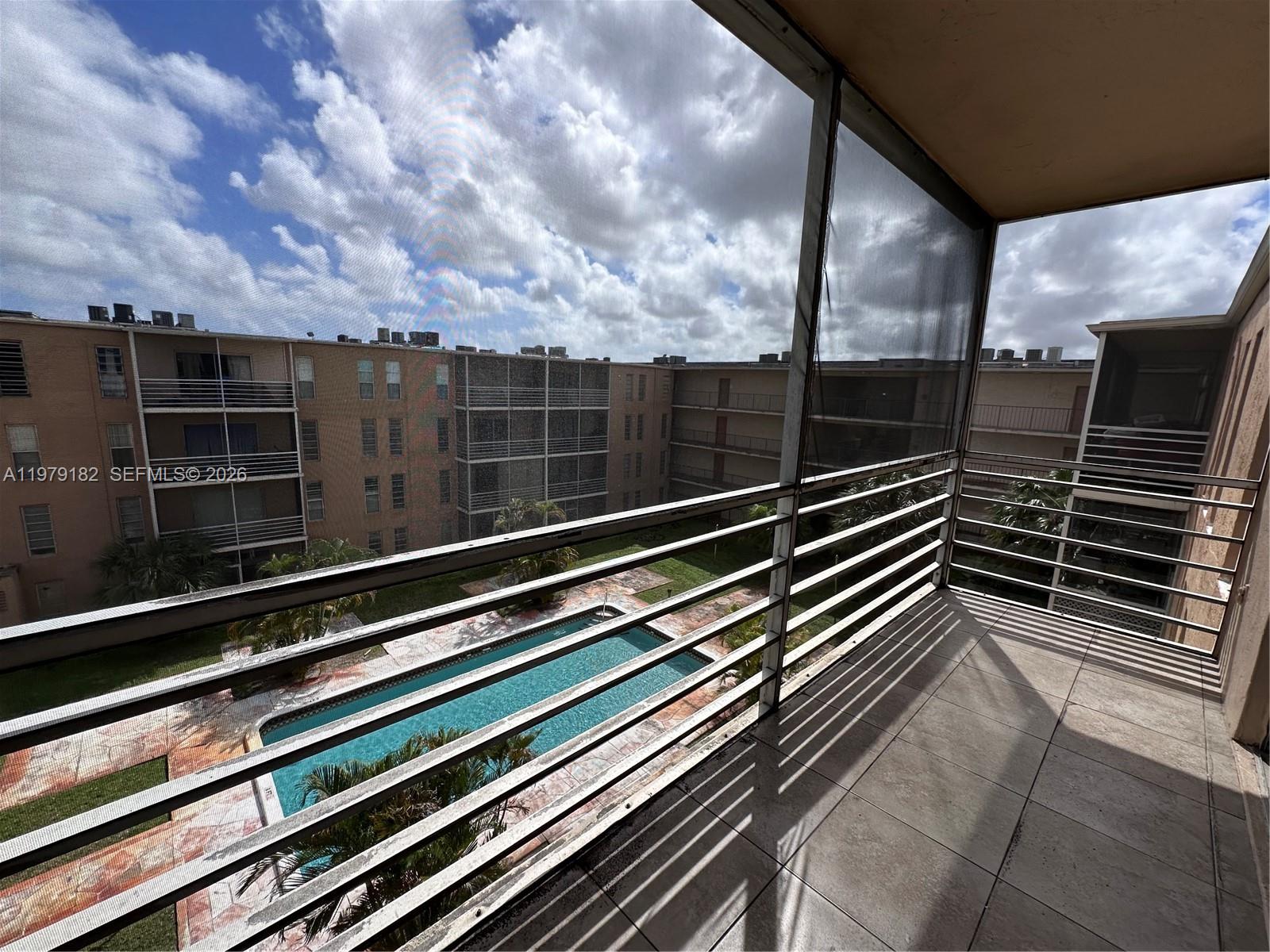 TOWN SQUARE CONDO - Residential