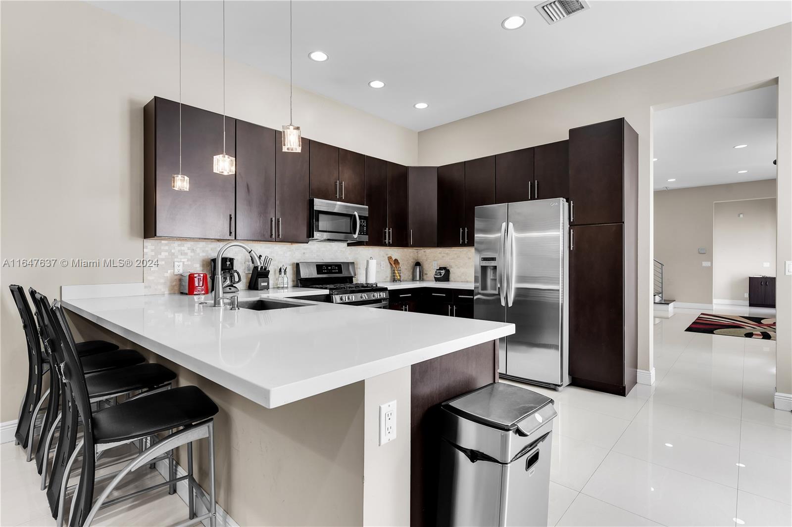 LAUDERDALE - Residential