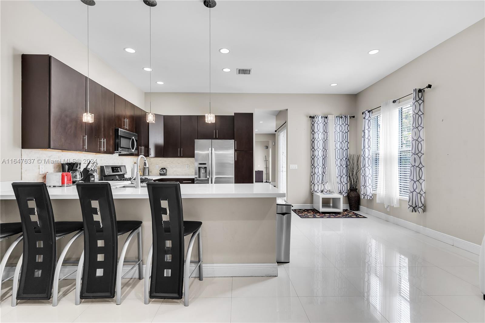 LAUDERDALE - Residential
