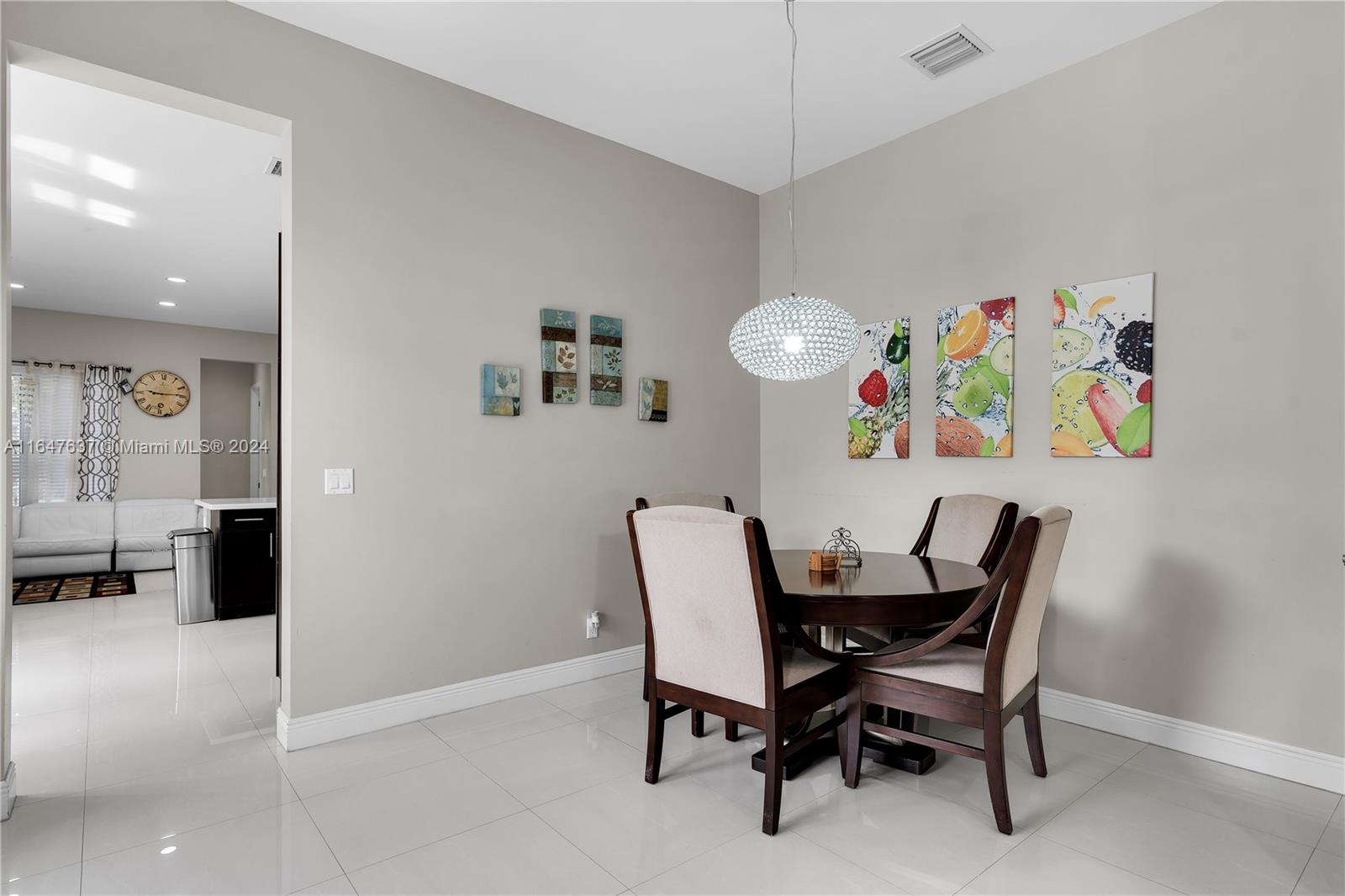 LAUDERDALE - Residential