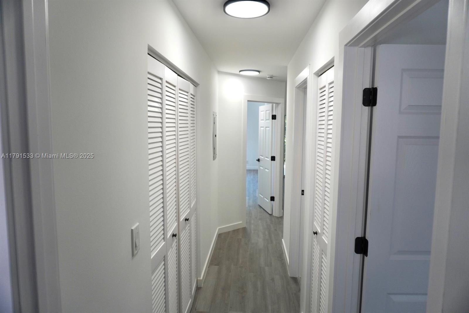 FAIRWAYS AT SOMERSET COND - Residential
