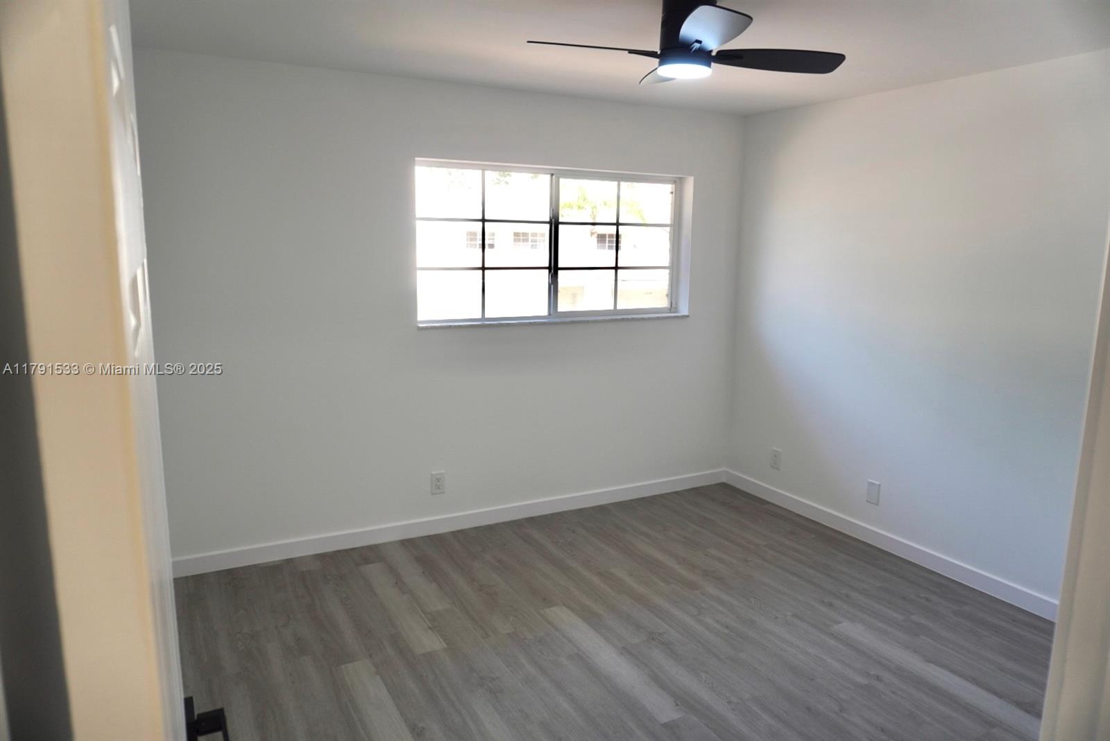 FAIRWAYS AT SOMERSET COND - Residential