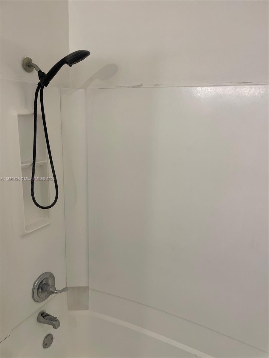 CORAL SPRINGS TOWER CLUB - Residential Lease