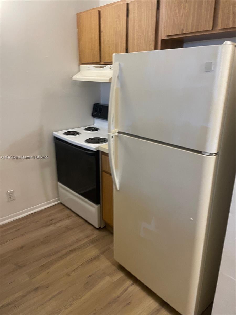 CORAL SPRINGS TOWER CLUB - Residential Lease