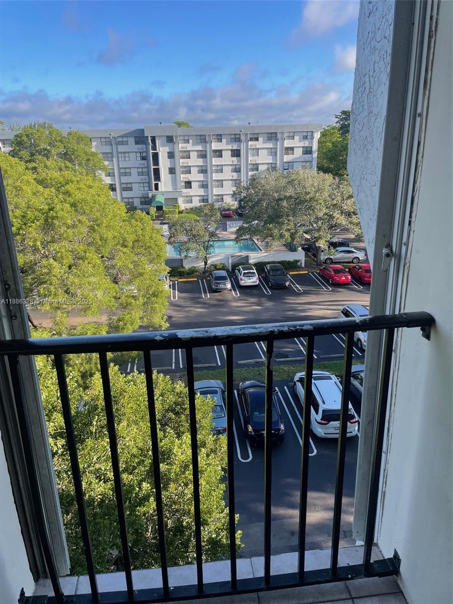 CORAL SPRINGS TOWER CLUB - Residential Lease
