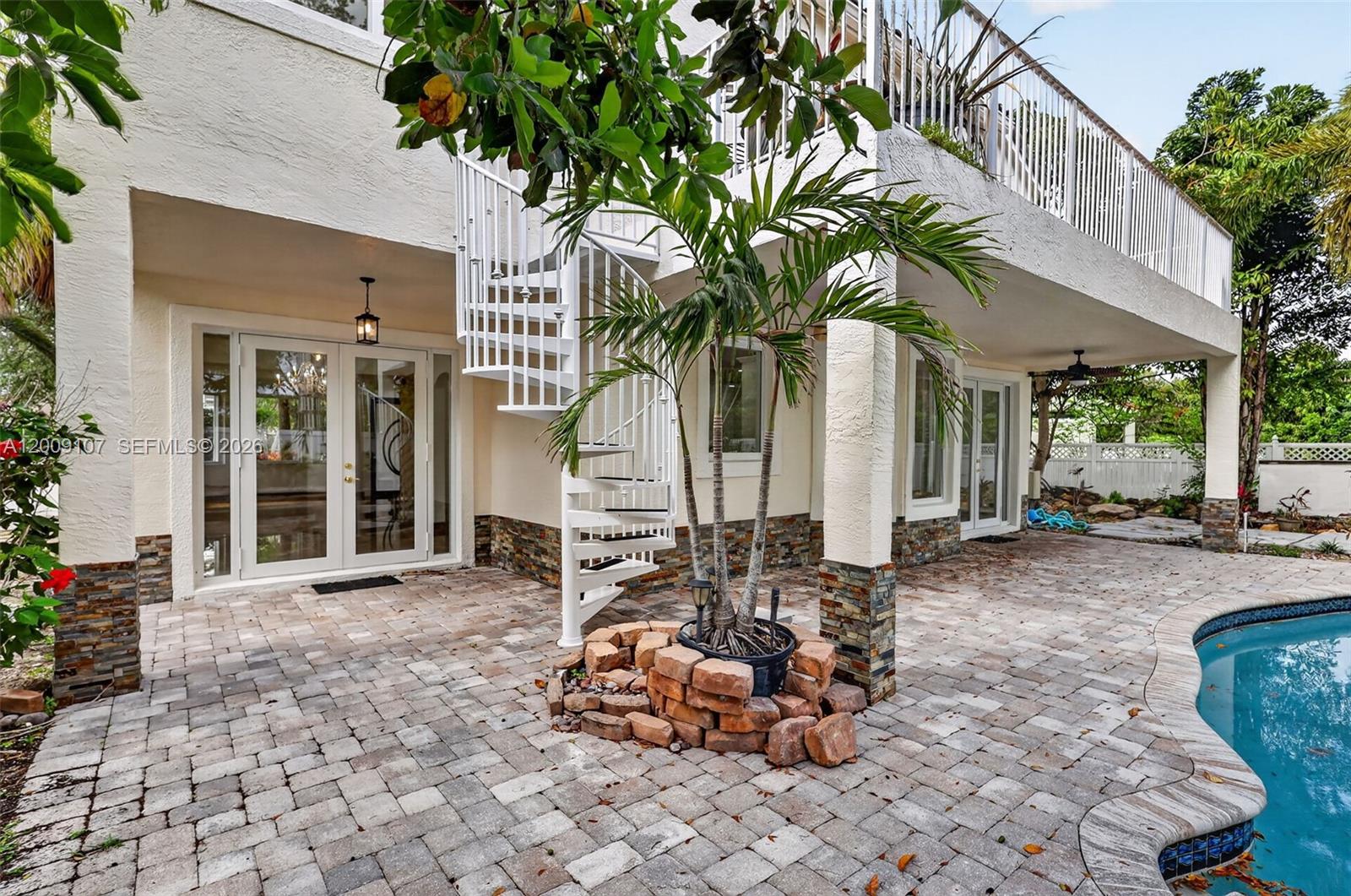 RIVIERA ISLES II - Residential