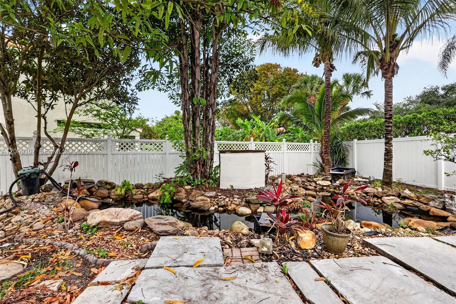 RIVIERA ISLES II - Residential