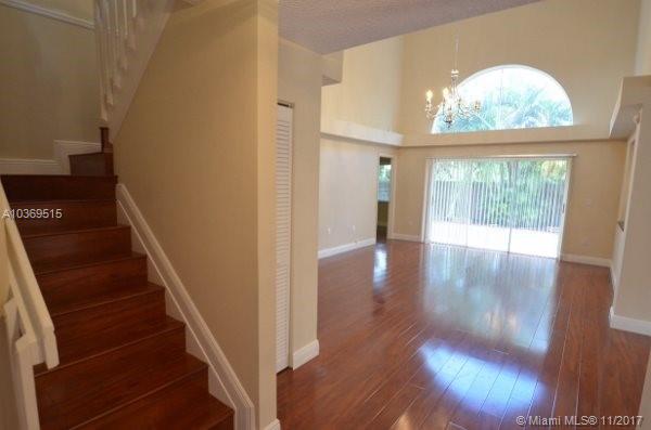 WINSTON PARK SEC 1 - Residential Lease