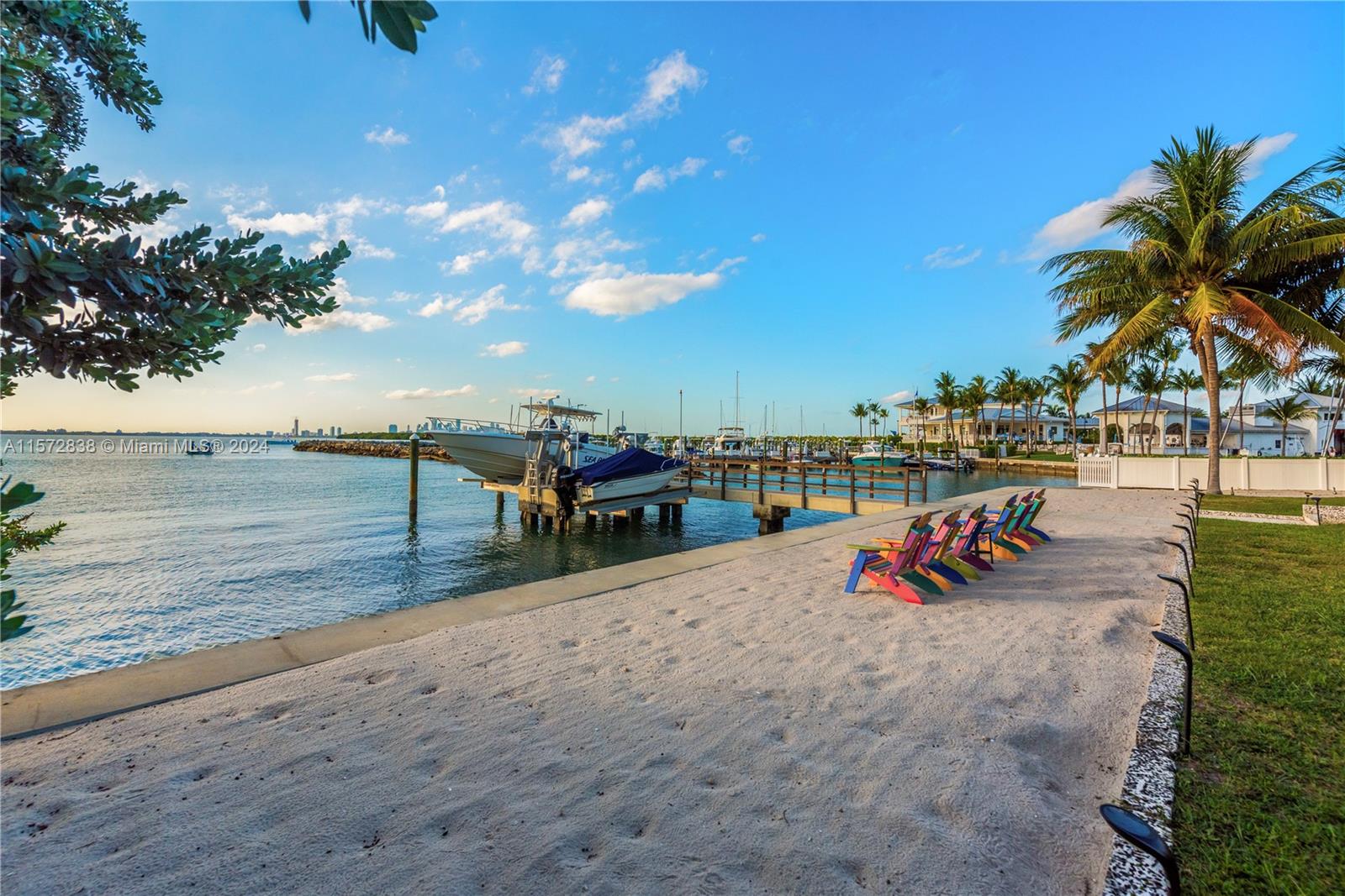 TROPICAL ISLE HOMES SUB 4 - Residential