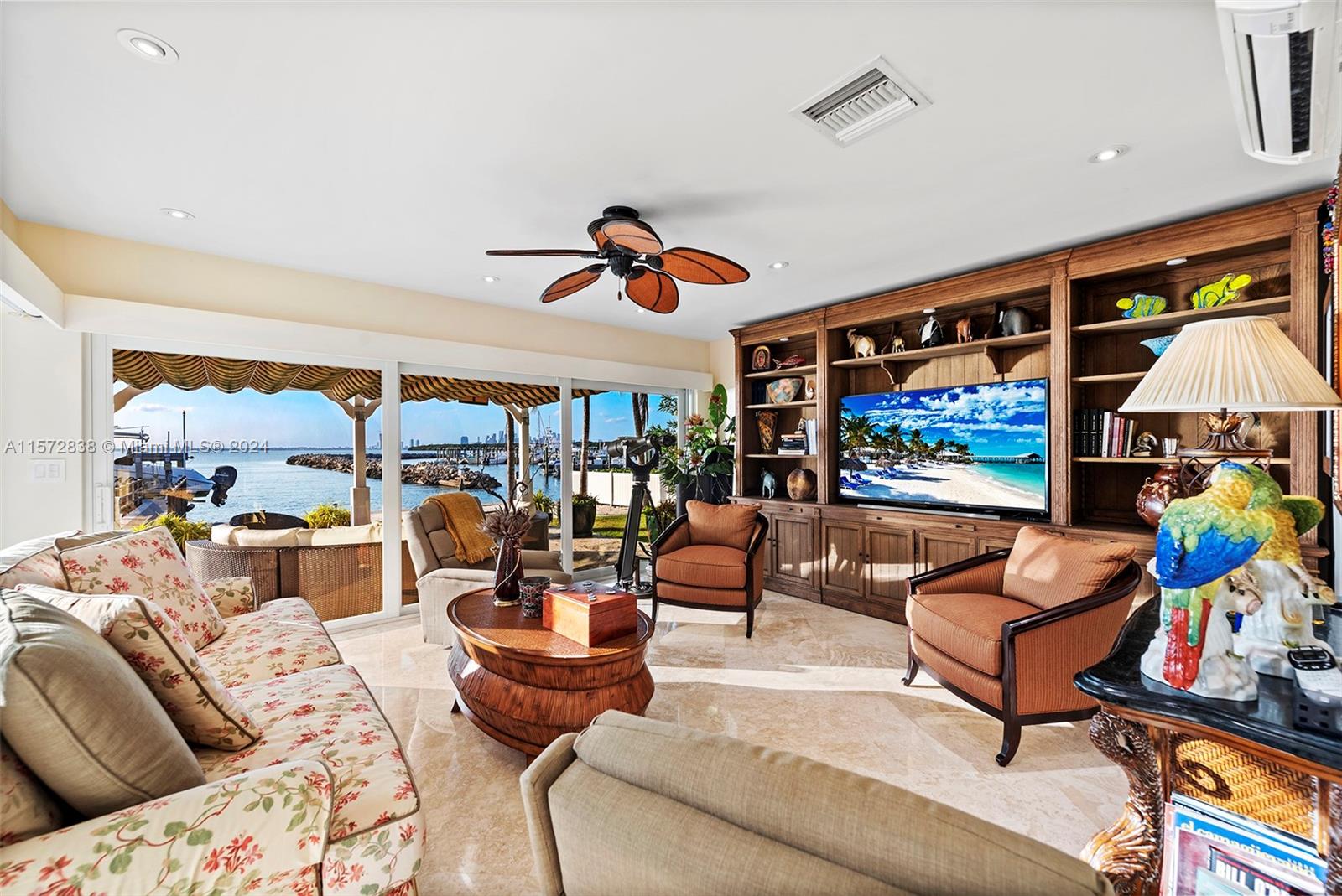 TROPICAL ISLE HOMES SUB 4 - Residential