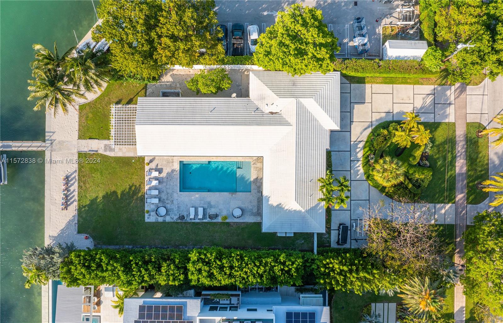 Property for Sale at 200 Harbor Dr, Key Biscayne, Miami-Dade County, Florida - Bedrooms: 4 
Bathrooms: 4  - $21,000,000