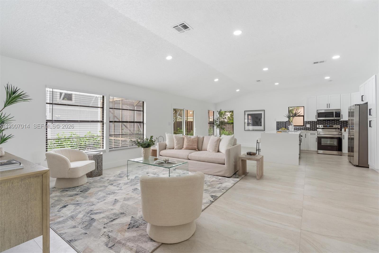 MEADOWLAND COVE 1 OF WELL - Residential