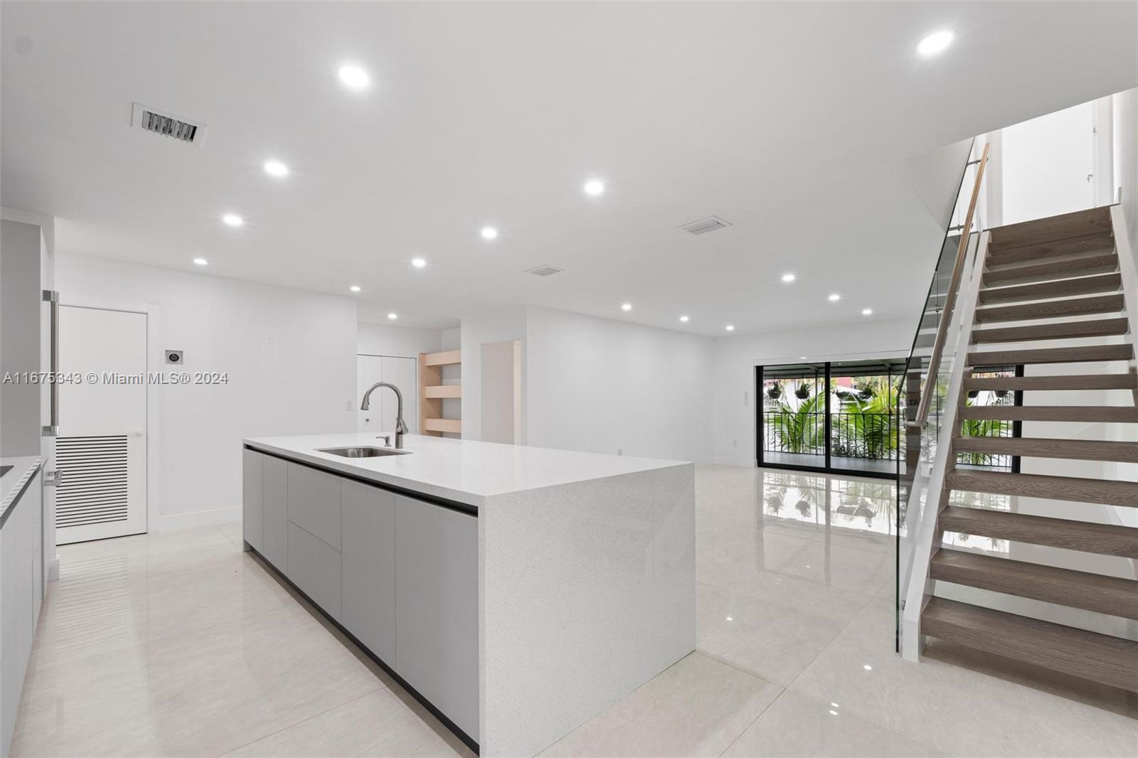 15316 E Loch Isle Dr E 15316