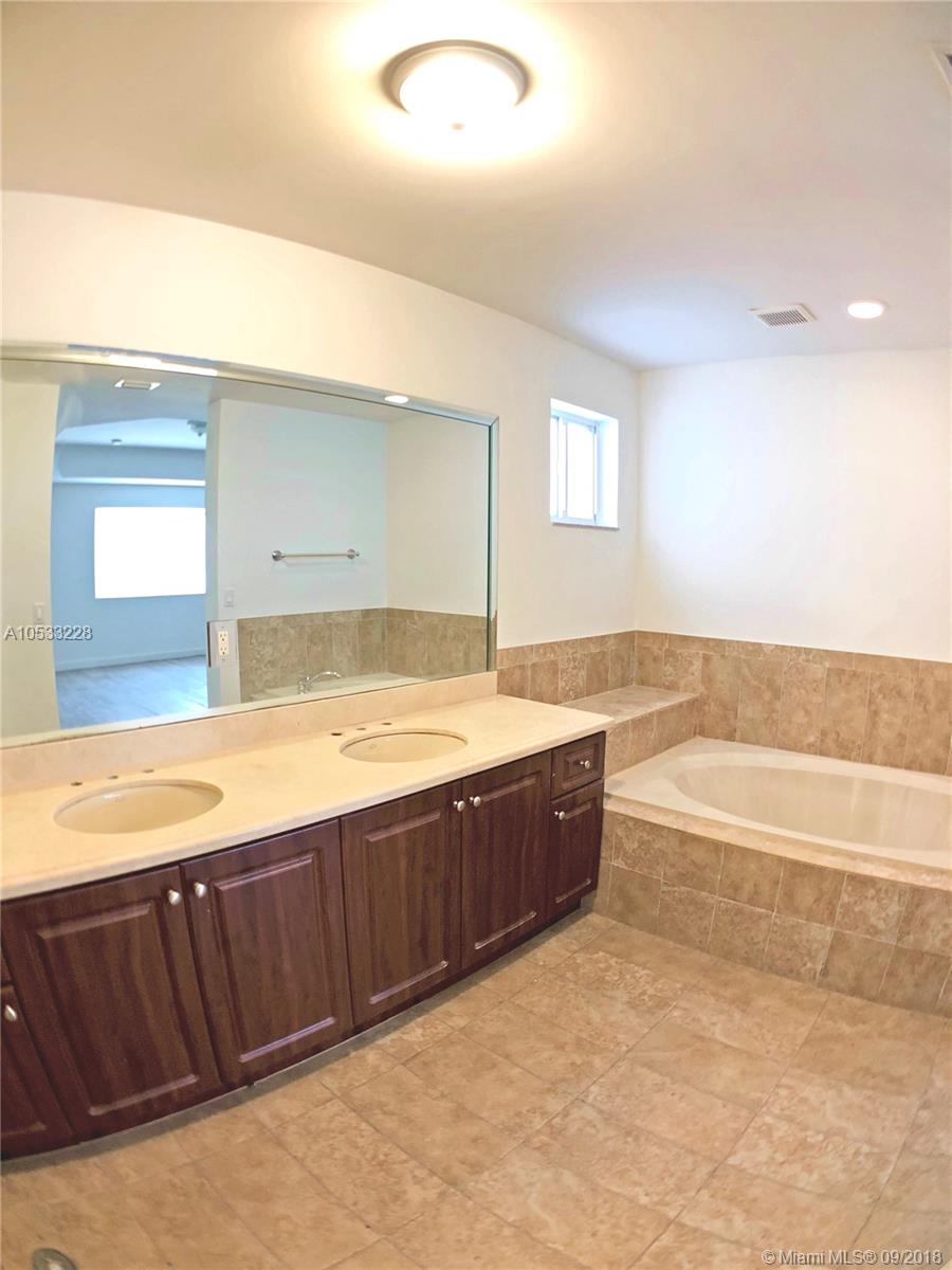 AQUARELA CONDO NO 3 - Residential