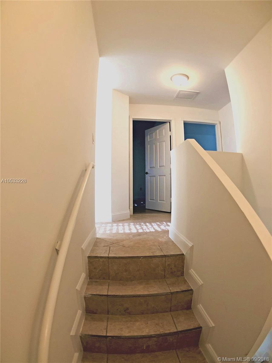 AQUARELA CONDO NO 3 - Residential