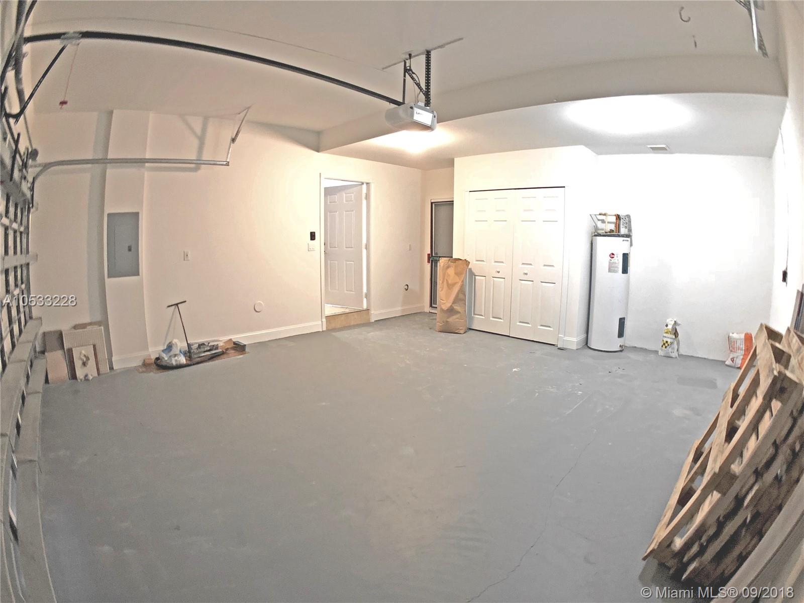 AQUARELA CONDO NO 3 - Residential