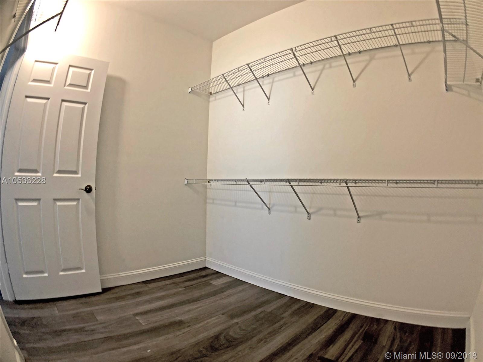 AQUARELA CONDO NO 3 - Residential