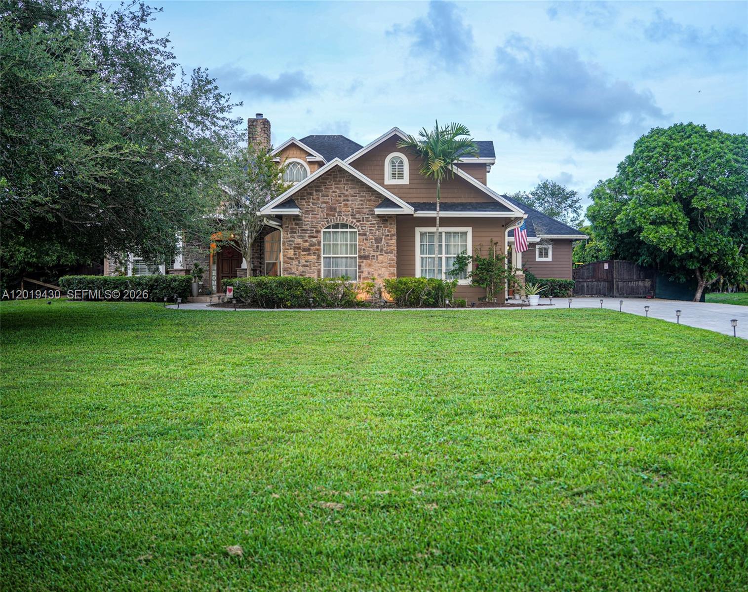 2640 SW 137th Ter