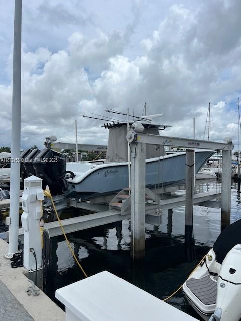 GROVE ISLE MARINA - Land